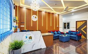 Hotel Sky Blue And Suites